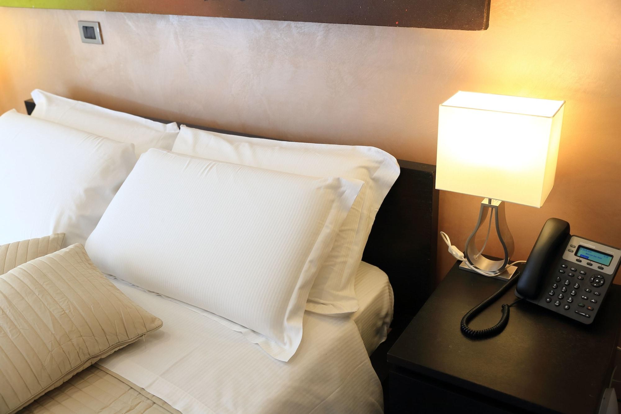Mirko Luxury Inn Rome Bagian luar foto